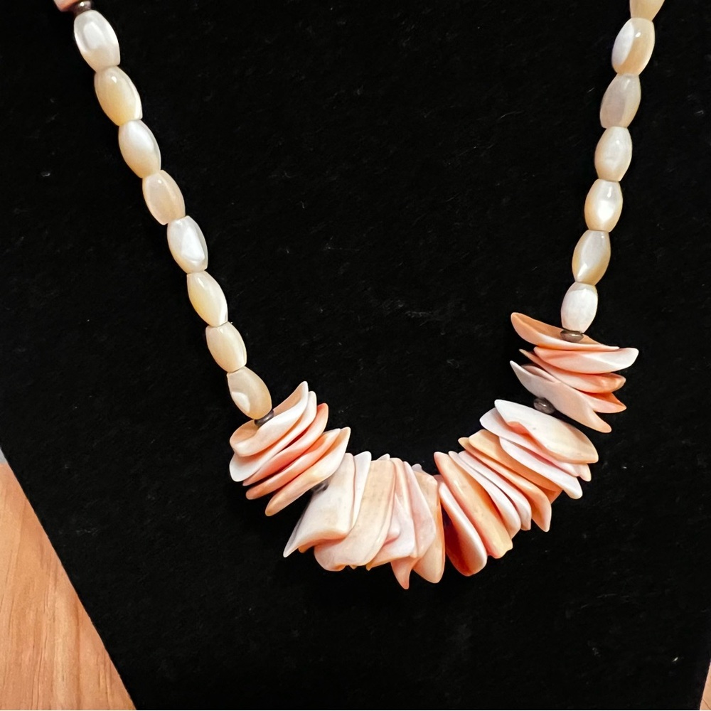 Vintage Marjorie Baer Sf Pink Puka Shell Mother of Pearl Necklace - Picture 3 of 8